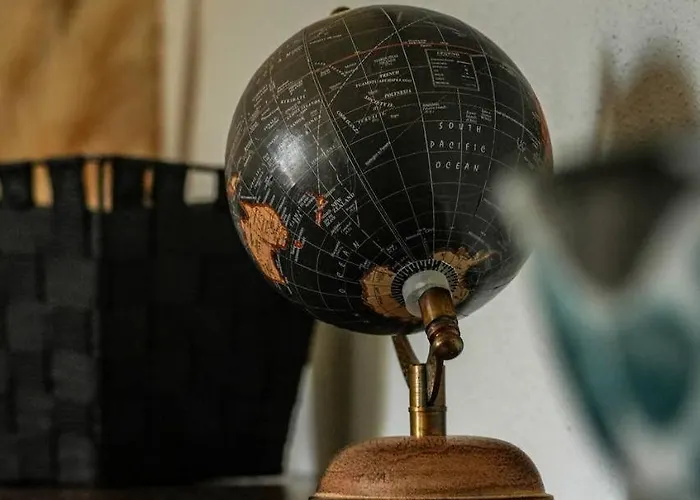 Konukevi The Palm Leaf Alghero