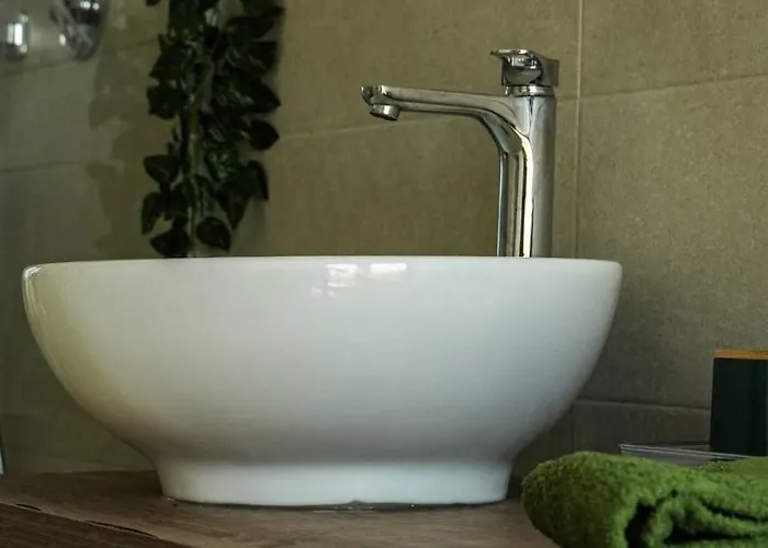 The Palm Leaf Konukevi