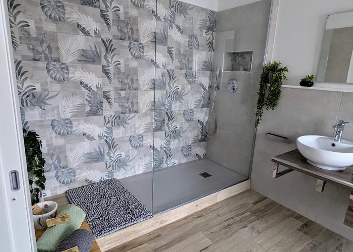 The Palm Leaf Konukevi Alghero